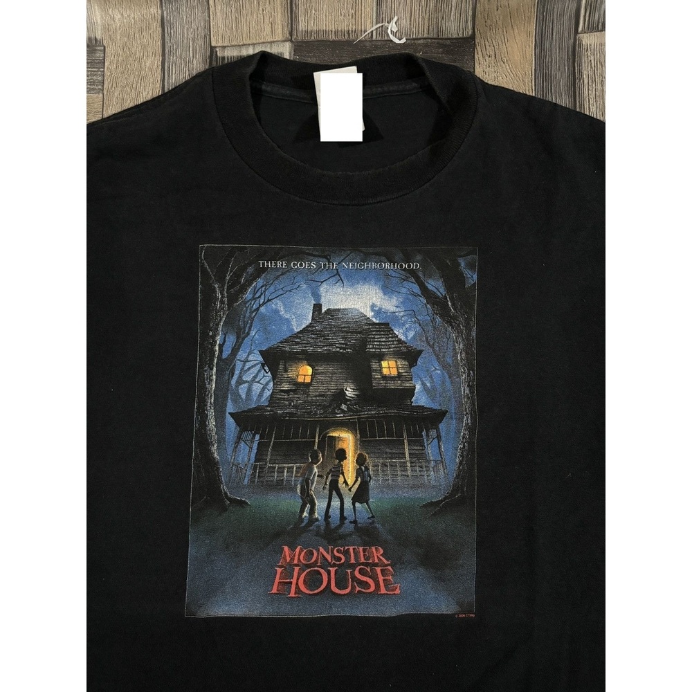 Universal Studios   Rare Monster House 2006 Movie Shirt